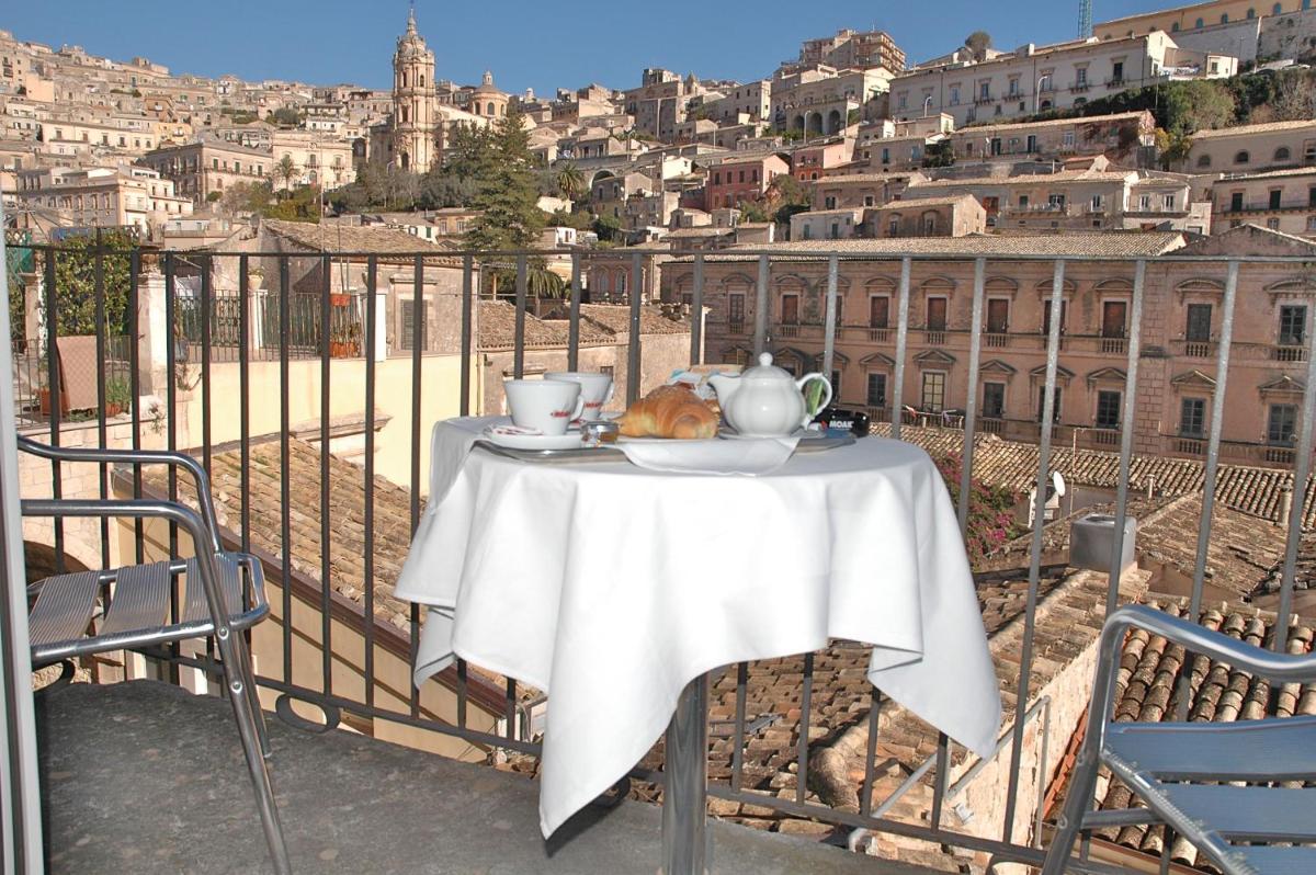 Hotel Relais Modica - Housity
