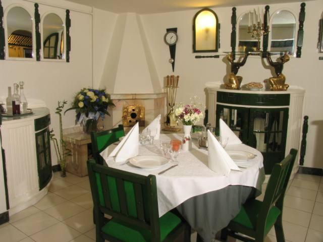 Pensiunea Ana Maria - Housity