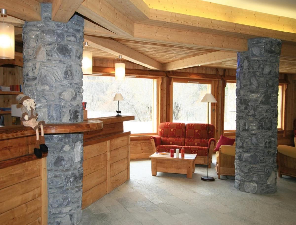 Coin salon dans l'établissement Lagrange Vacances Le Hameau du Rocher Blanc