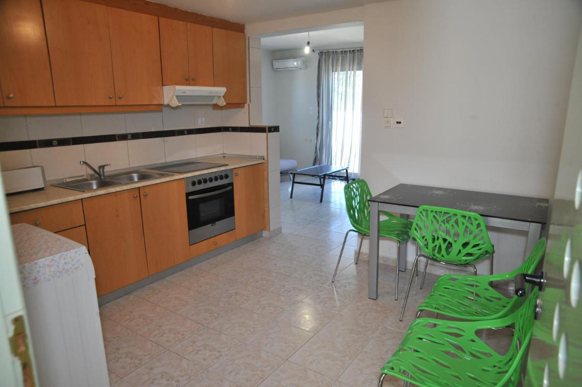Nikitas Apartment - Housity