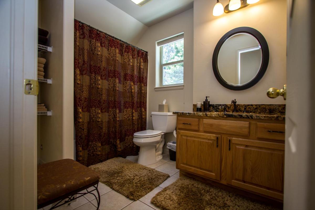 Bridal Veil Bed and Breakfast - Housity
