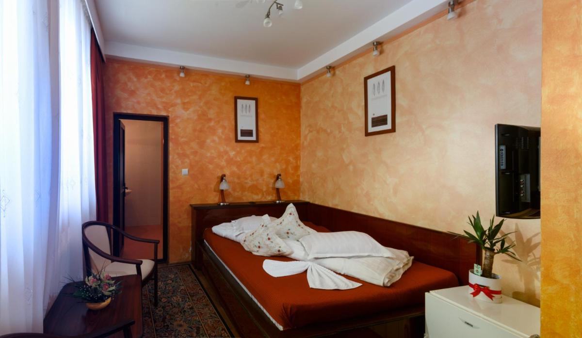 Complex Cabana Ciucas - Housity