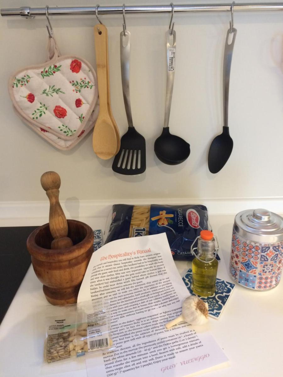 Angelica e Orlando - Housity