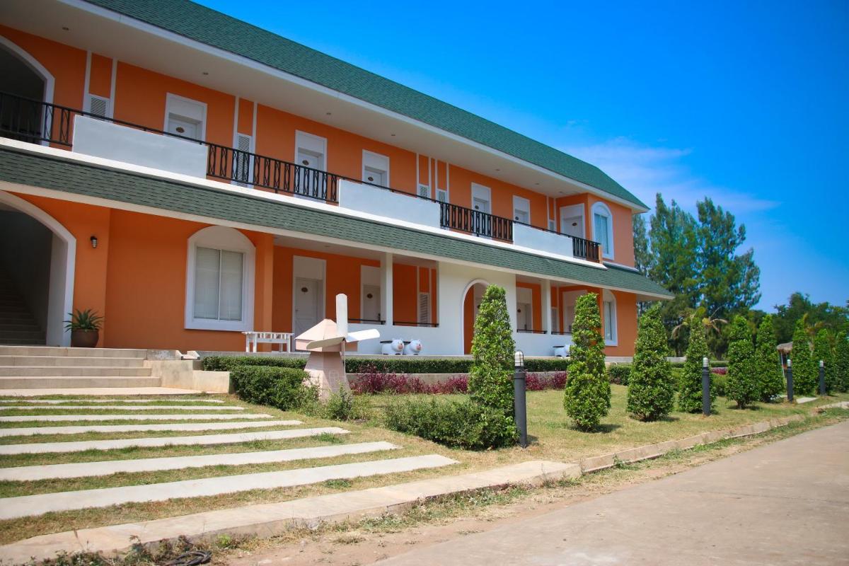 Aurora Resort Khao Yai - Housity