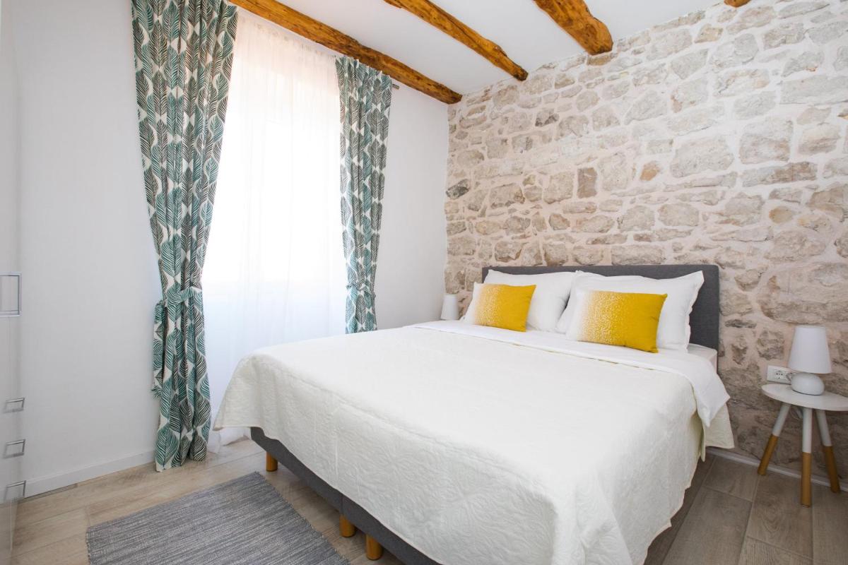 Vacation house Pietra - Hizvo