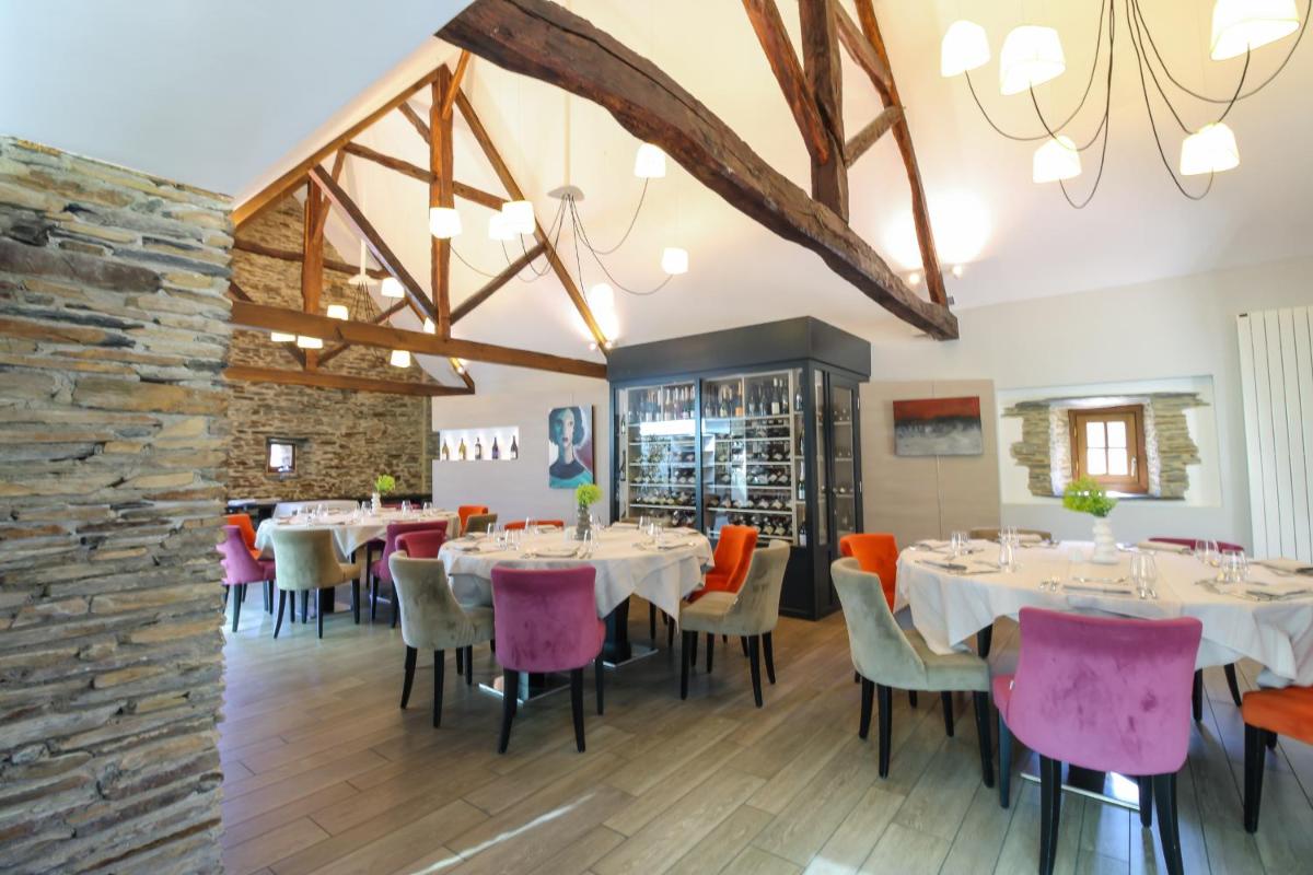 Restaurant ou autre lieu de restauration dans l'établissement Loire & Sens