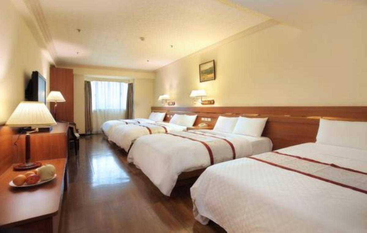 Cheng Pao Hotel - Housity