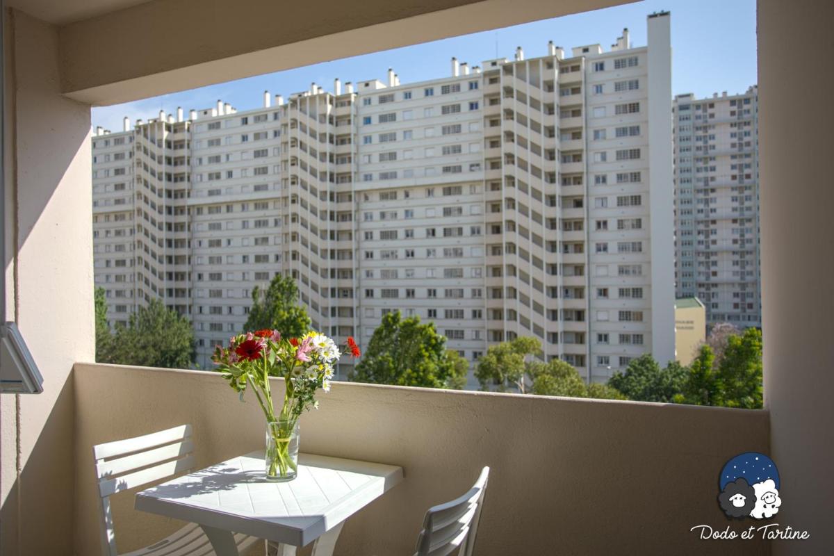 Spacious 2 bedroom near city centre - Dodo et Tartine - Housity