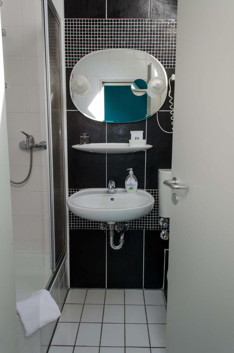 Hotel Mainzer Hof - Housity