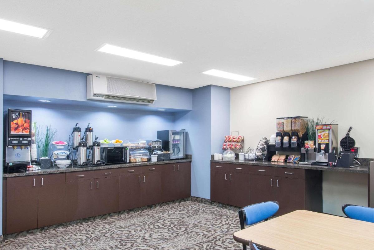 Microtel Inn & Suites by Wyndham - Housity