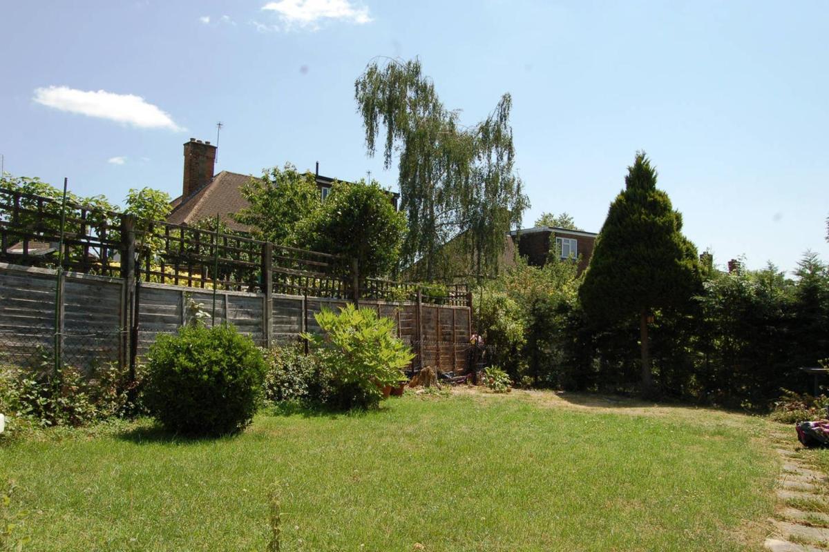 Rushden Vacation Home - Housity