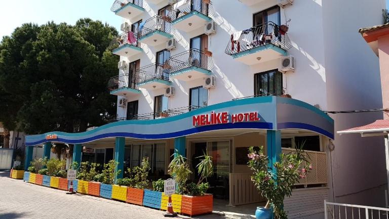 Hotel Melike - Housity