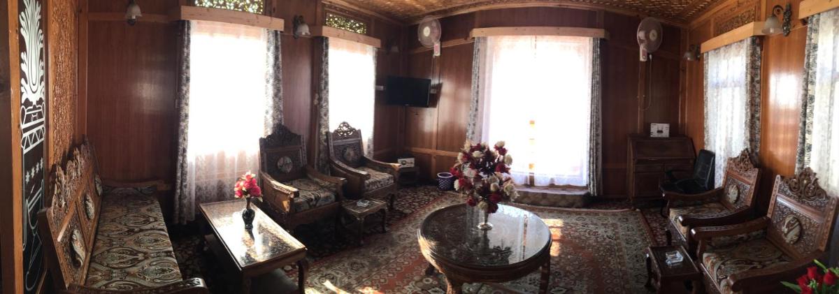 Goona palace houseboats - Housity