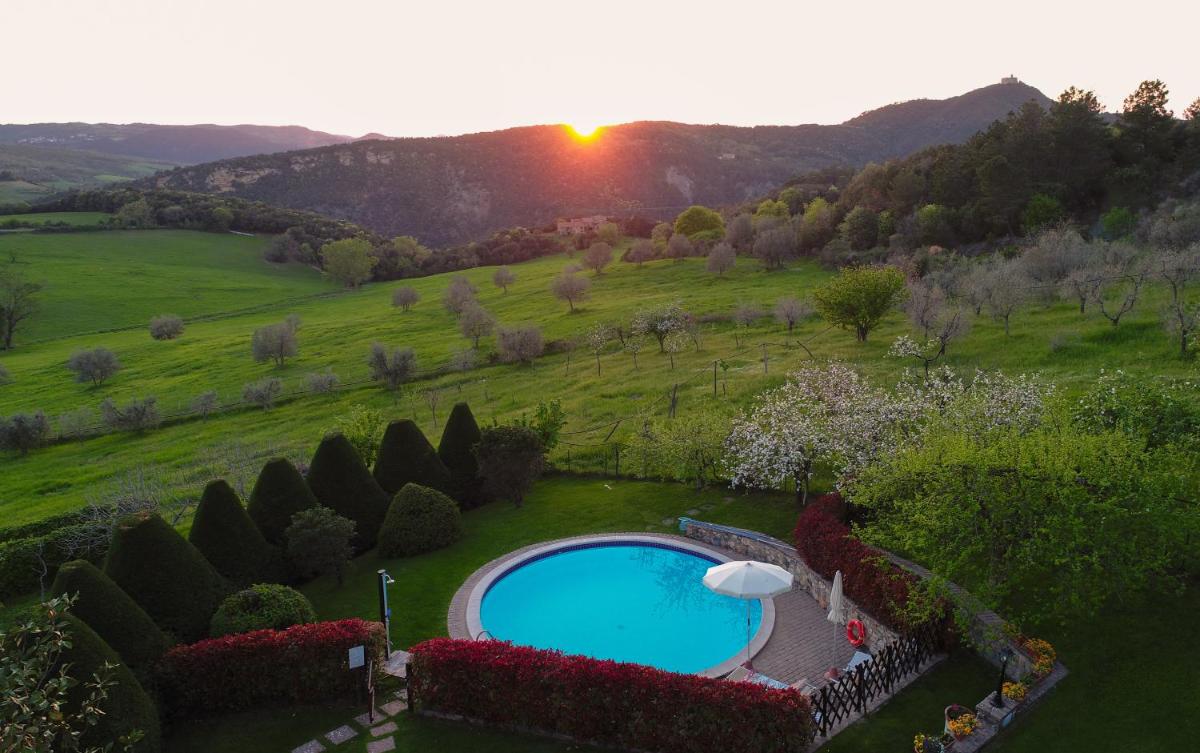 Villa esclusiva in Toscana con piscina privata - Housity