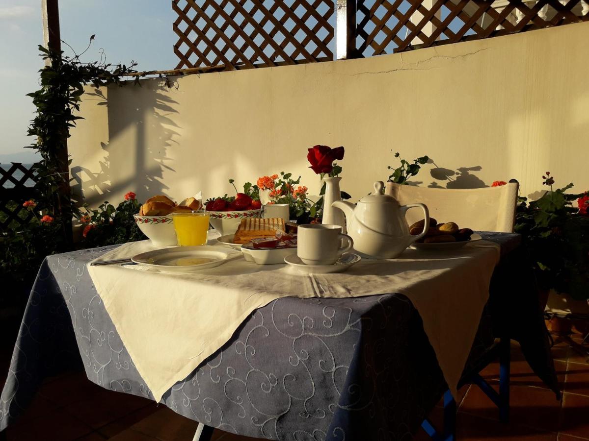 Hotel Dimitra - Housity
