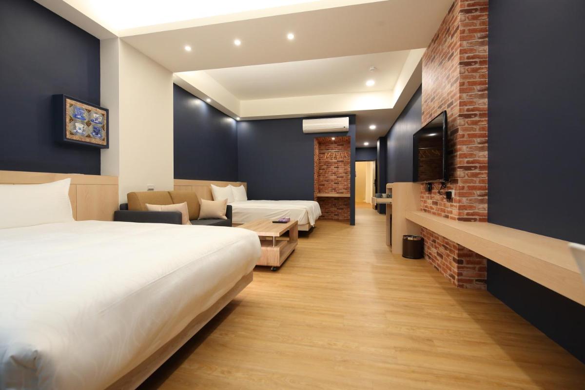 Pin House - Hizvo
