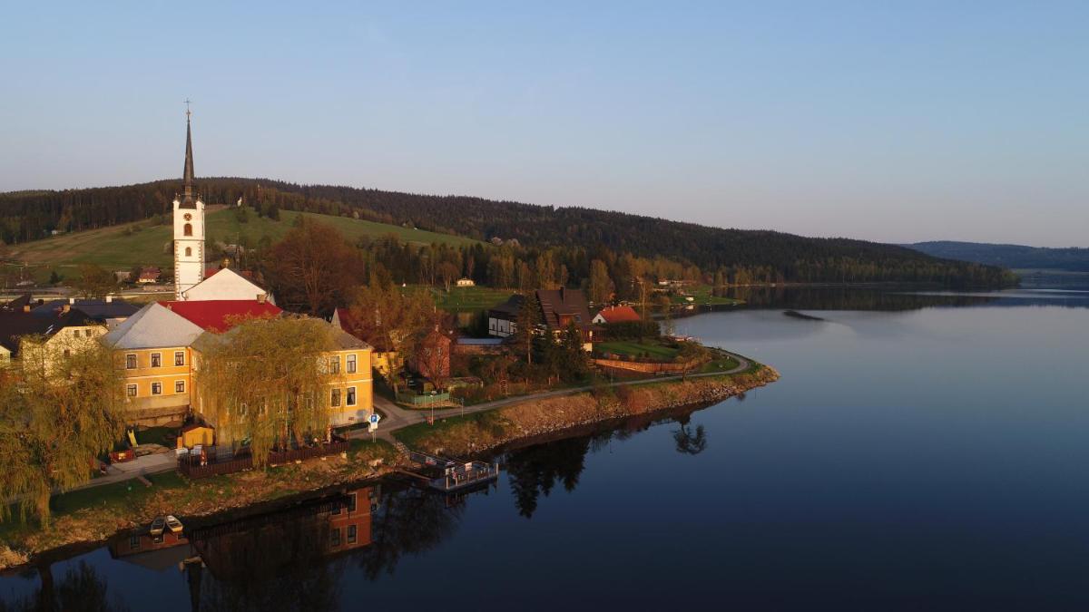 Suitetrails - Apartmán u Jezera - Admirál