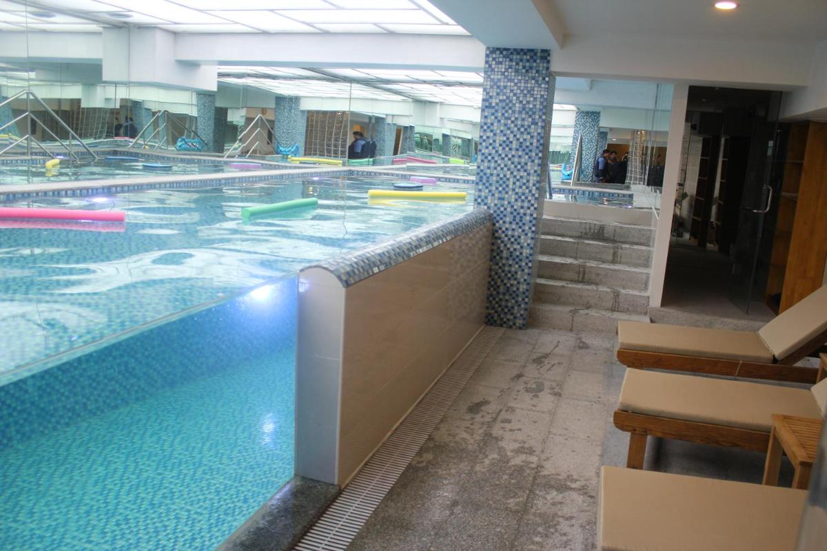The Corporate Hotel - Housity