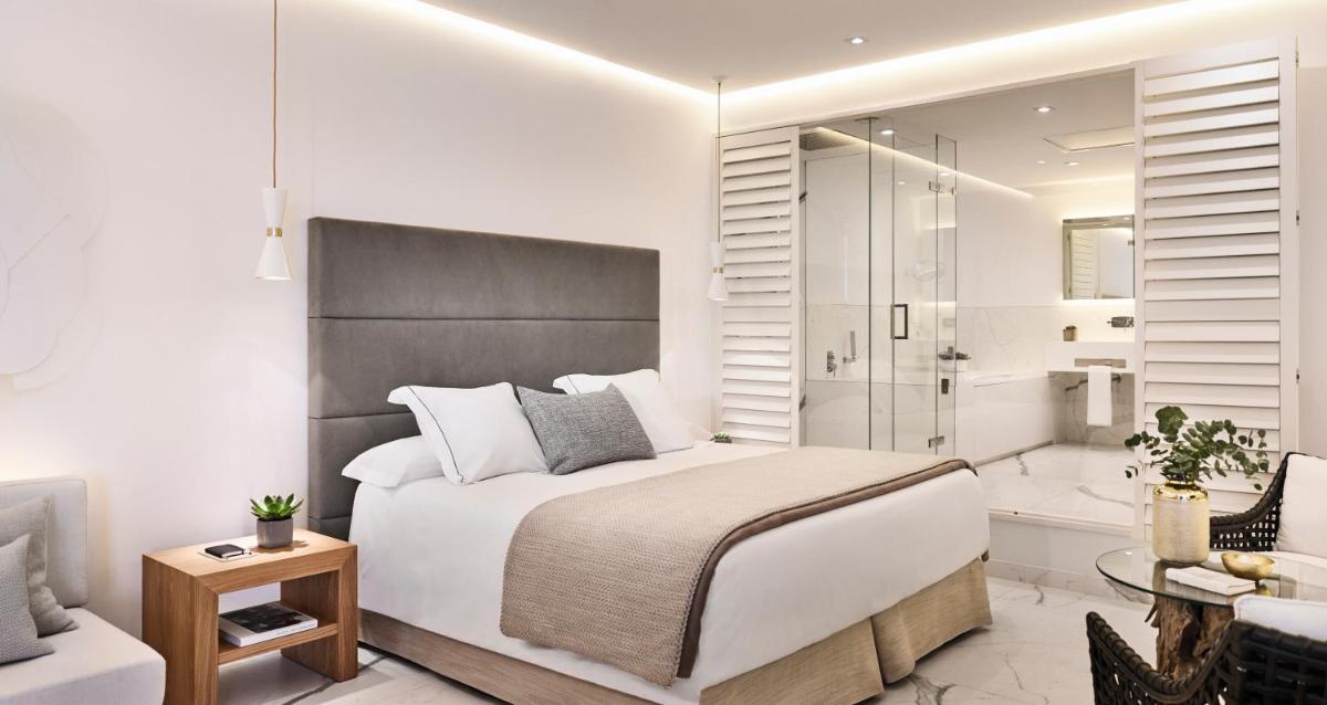 Cama o camas de una habitación en Nobu Hotel Marbella