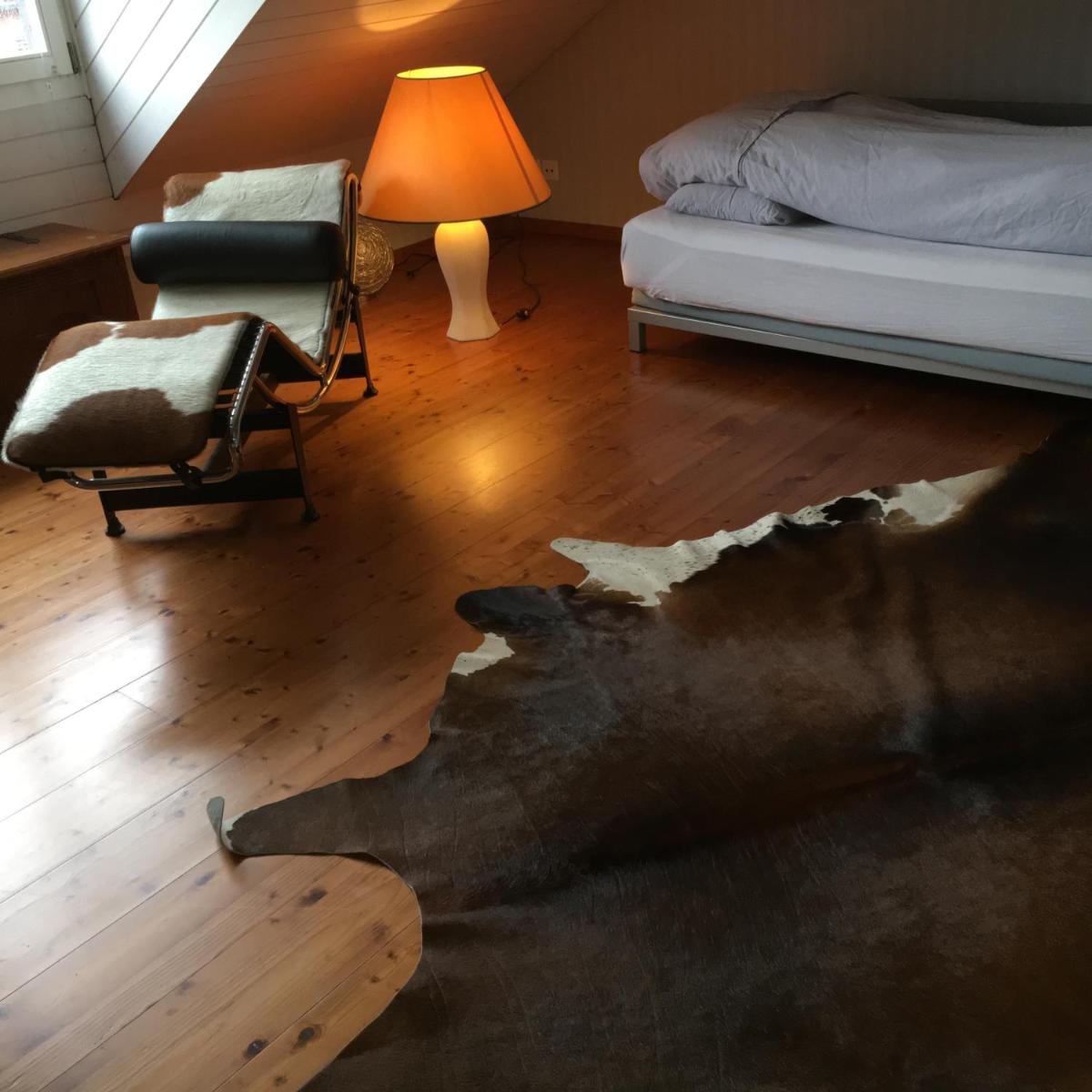 Ruheges Zimmer, 100 m zum See, Strandbad - Housity