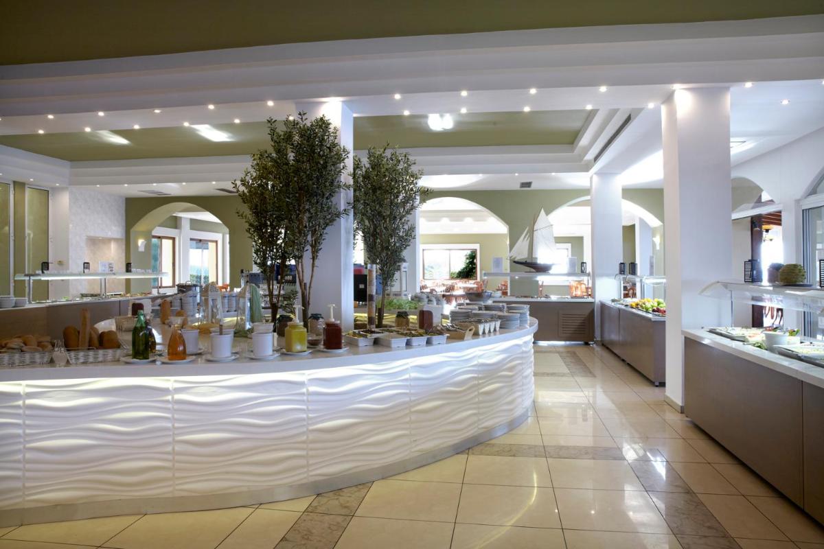 Sunshine Rhodes - Housity