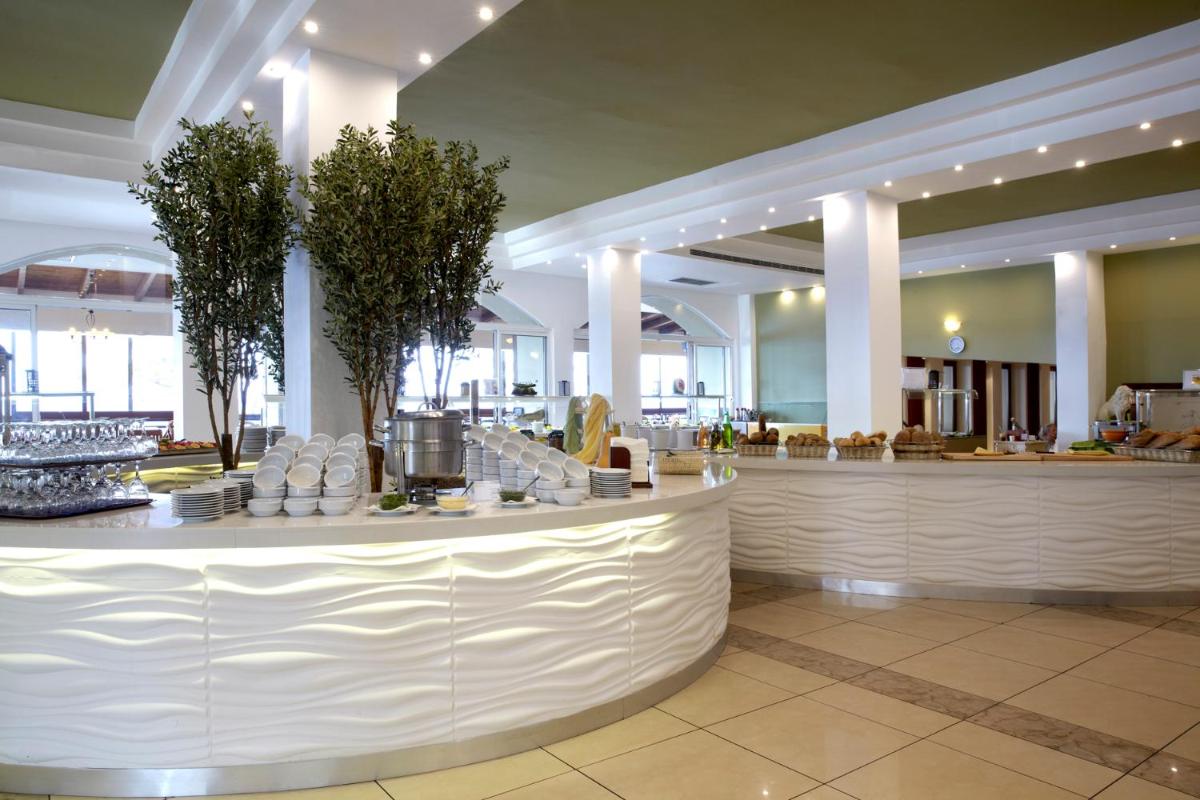 Sunshine Rhodes - Housity