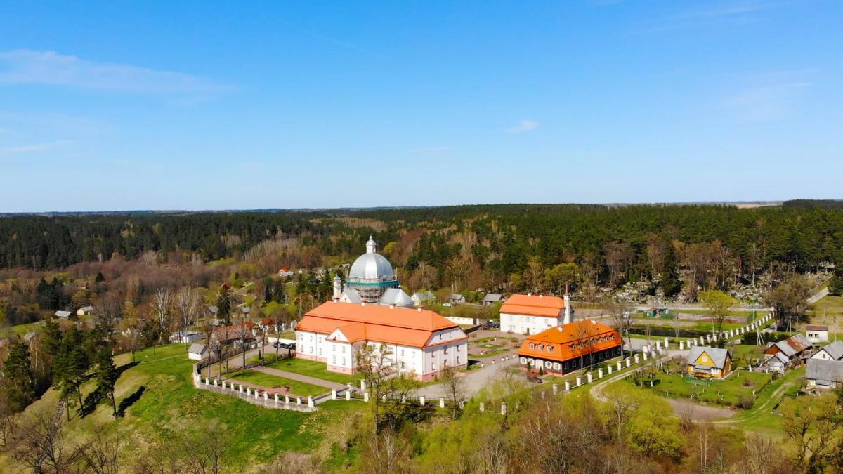 Liškiavos vienuolyno ansamblis - Housity
