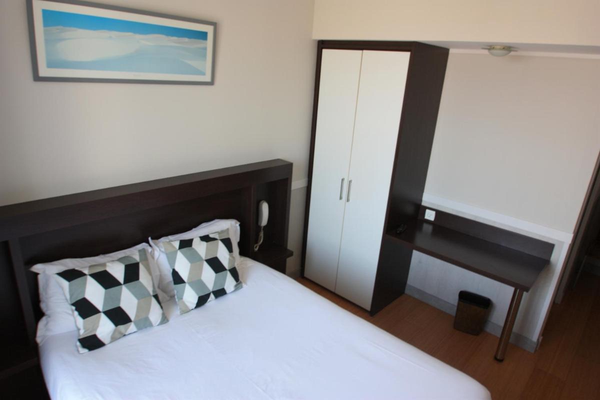 Hotel De La Rade - Housity