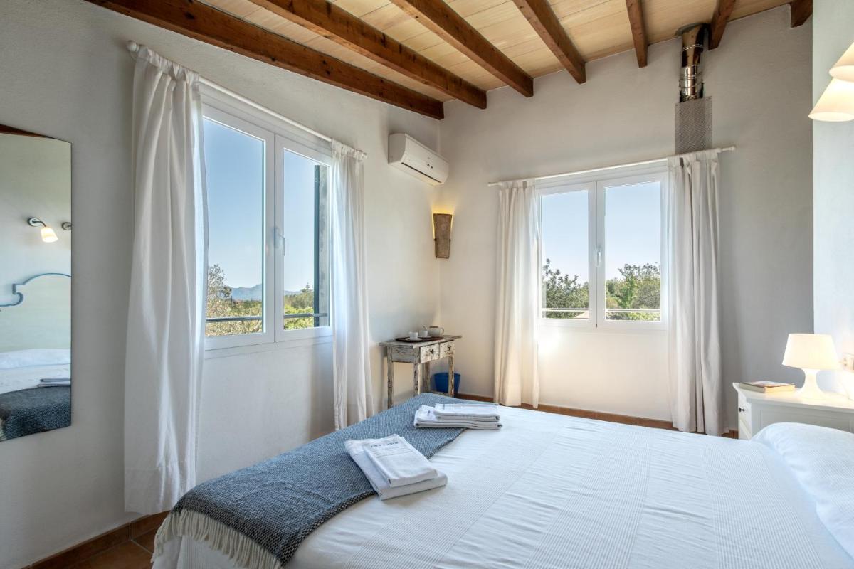Villa Marina Alt By homevillas360 - Housity