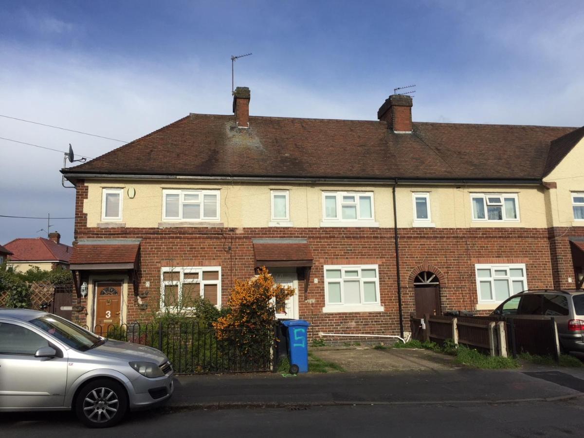 Sheridan House 3 ensuite bedroom 5 beds Long or Short Stay - Housity