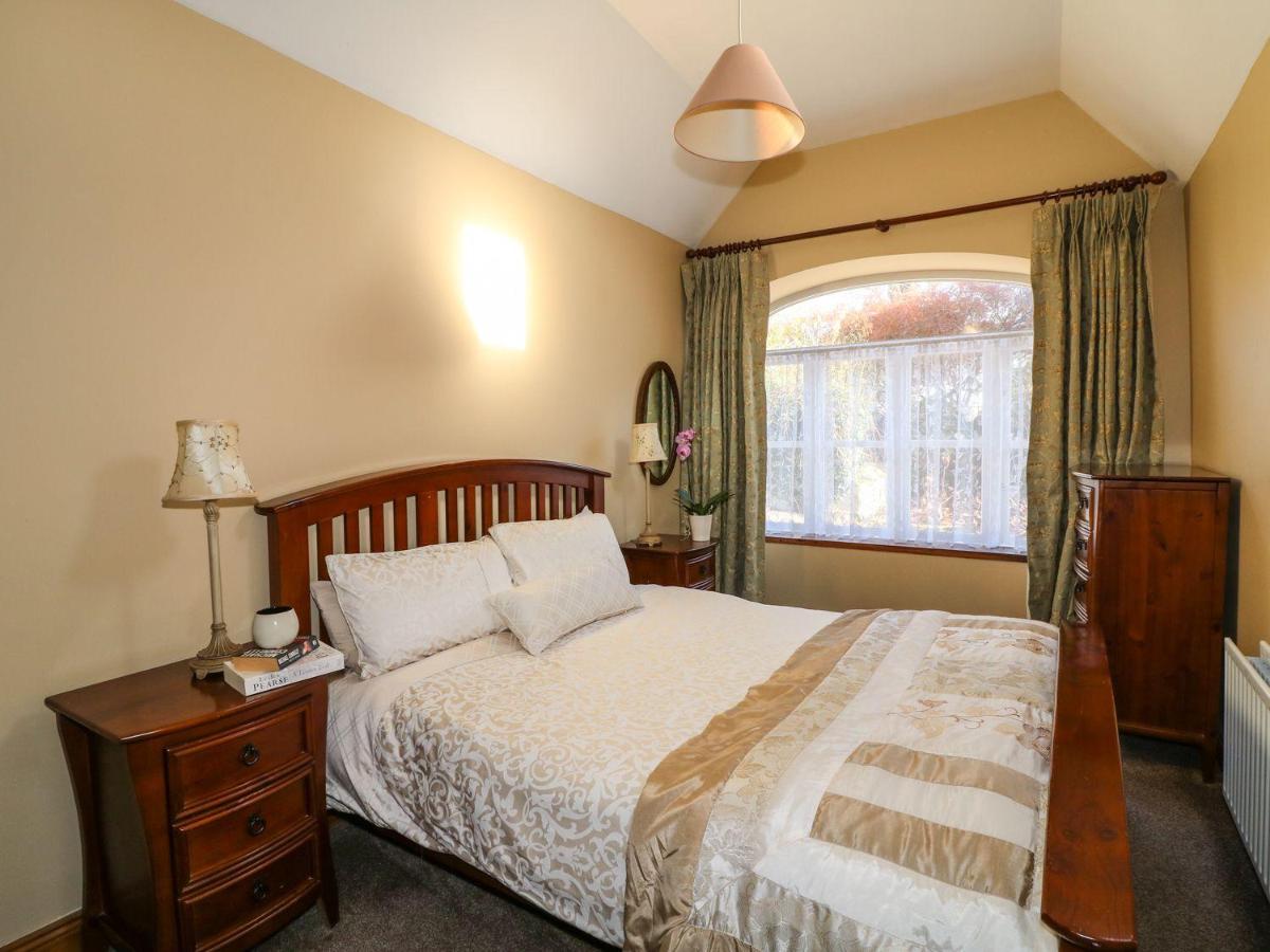 Rosemount Coach House - Housity