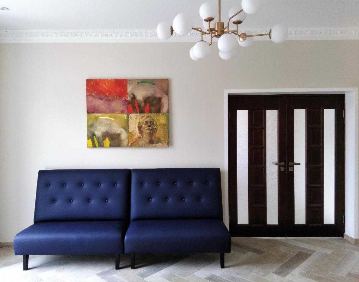 Central Hotel Radviliškis - Housity