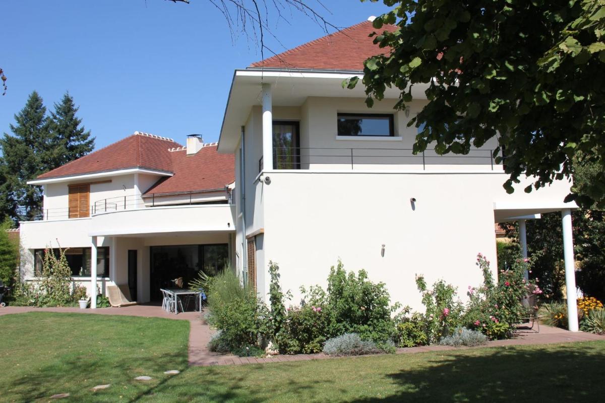 La Villa Blanche - Housity