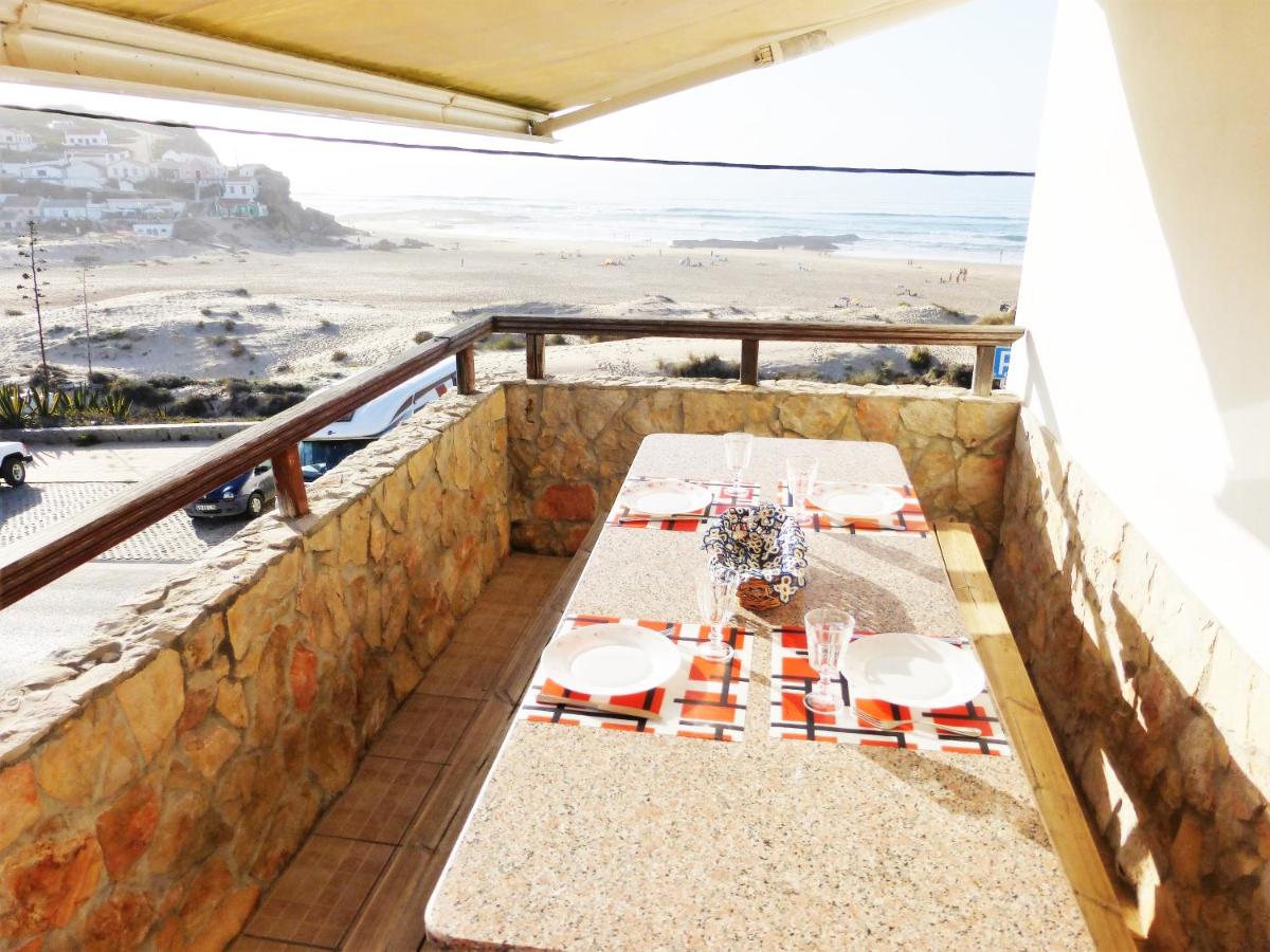 Lucas House 1 - Housity