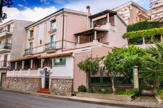 Suitetrails - La Casa della Nonna