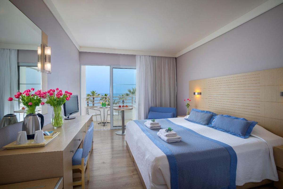 Louis Ledra Beach - Housity