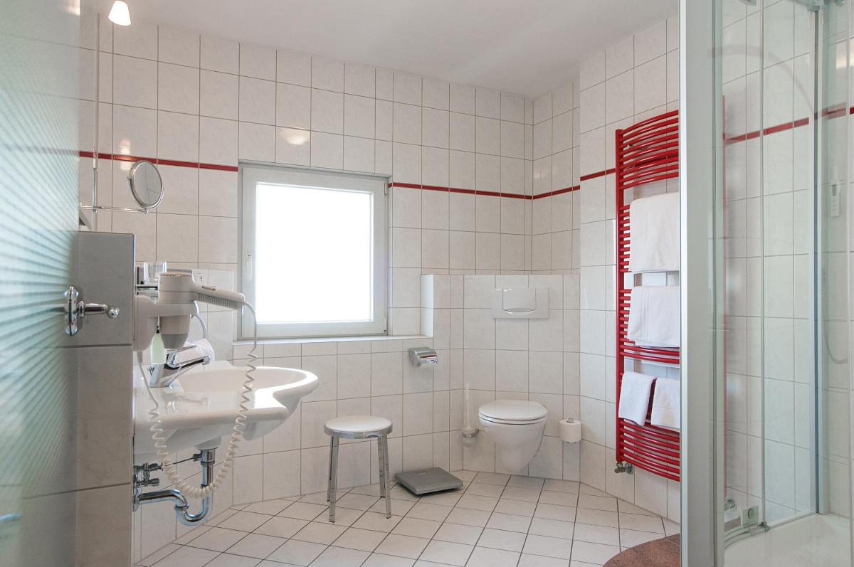 Hotel - Restaurant Hirsch - Housity