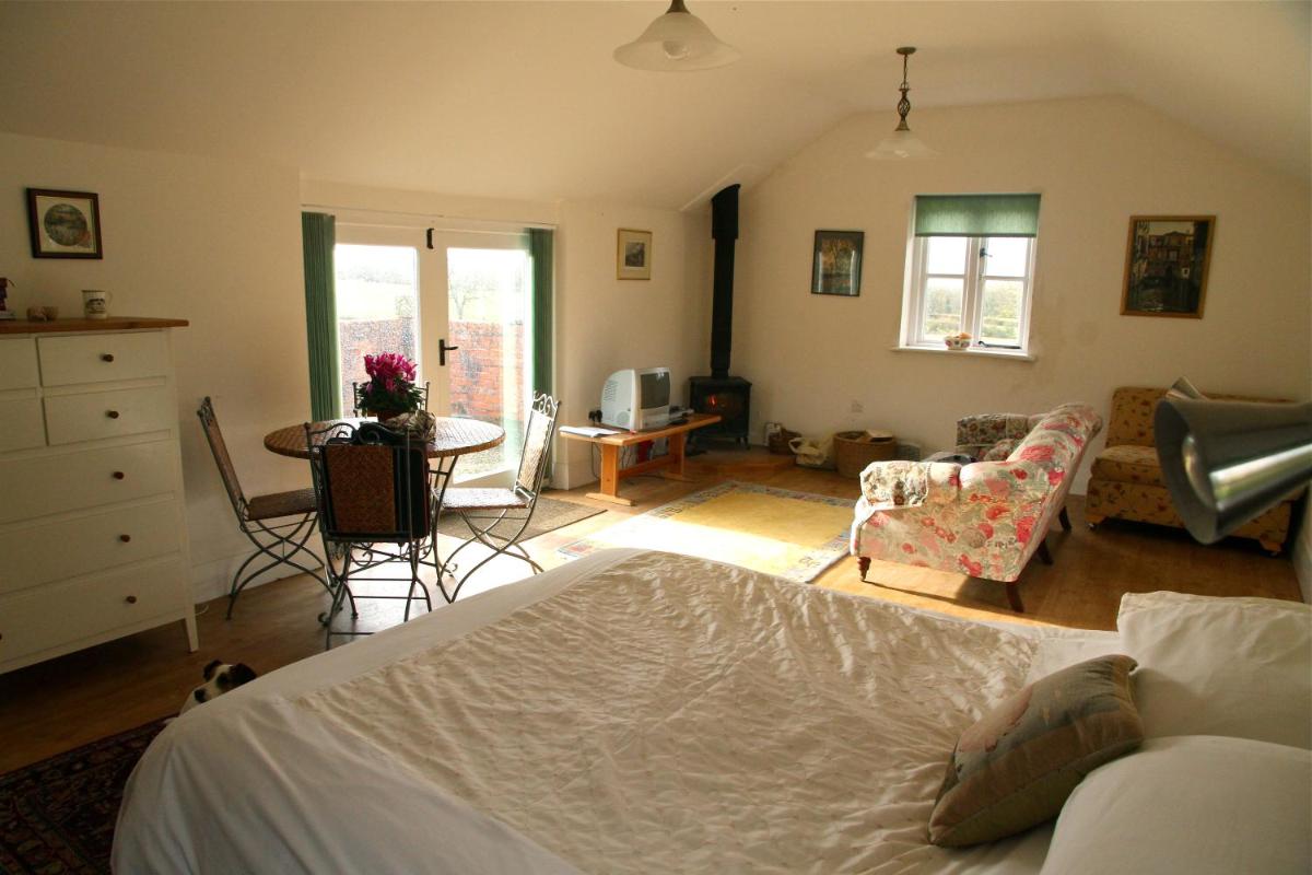 Cools Farm B&B + Cottages - Housity