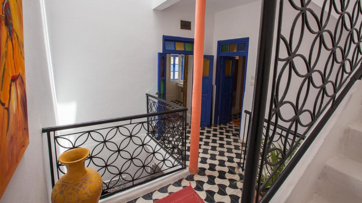Dar Oubil - Housity