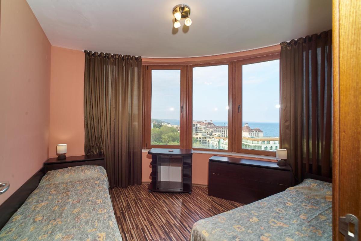 Suitetrails - Sea Panorama Apartments Golden sands