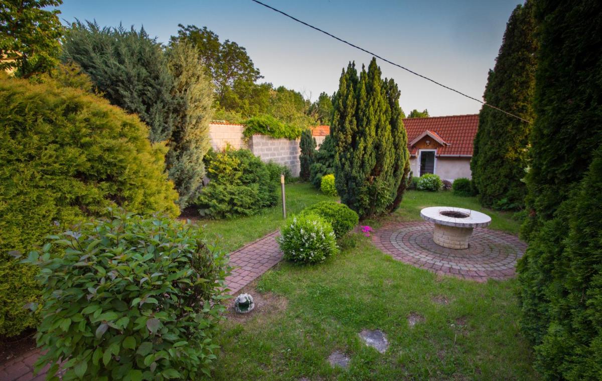 Boros Vendégház Eger - Housity