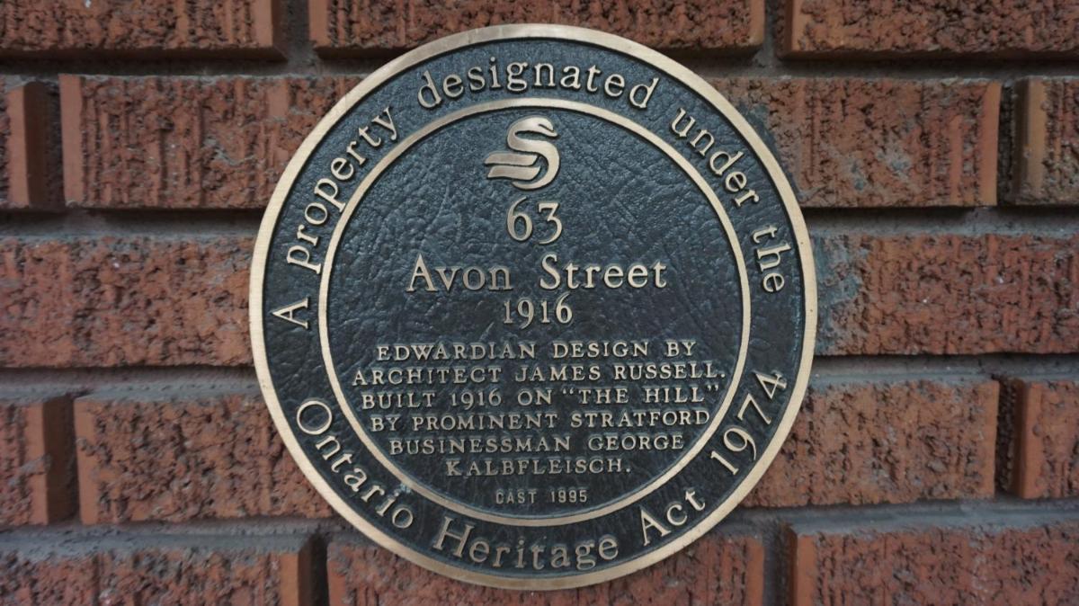 Avonview Manor - Housity