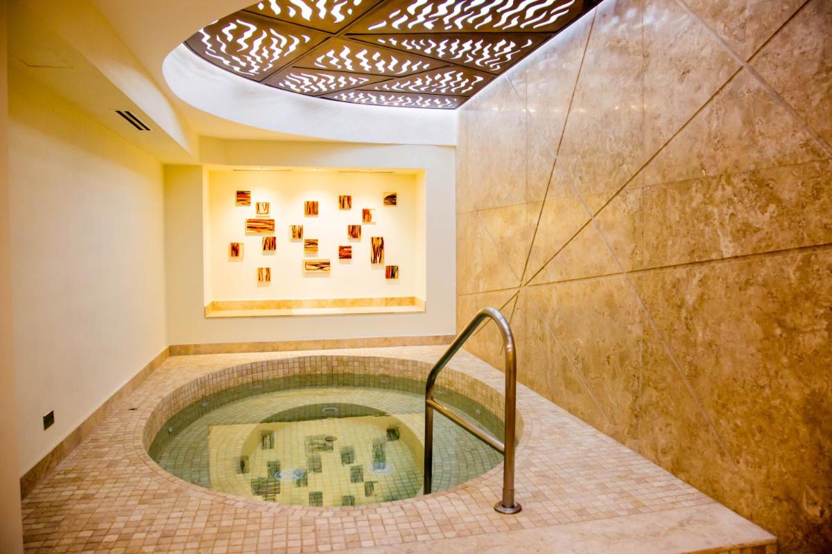 Casa Dorada Los Cabos Resort & Spa - Housity