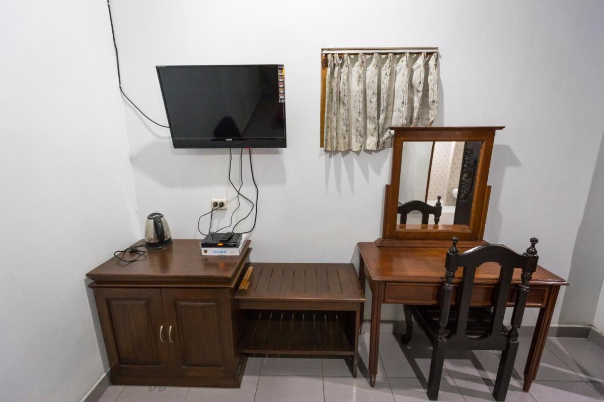 Hotel Lestari - Housity