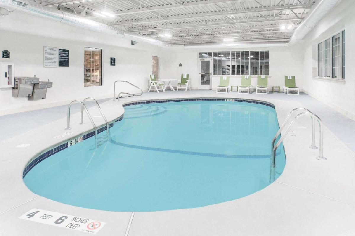 Wingate by Wyndham Ellicottville - Housity