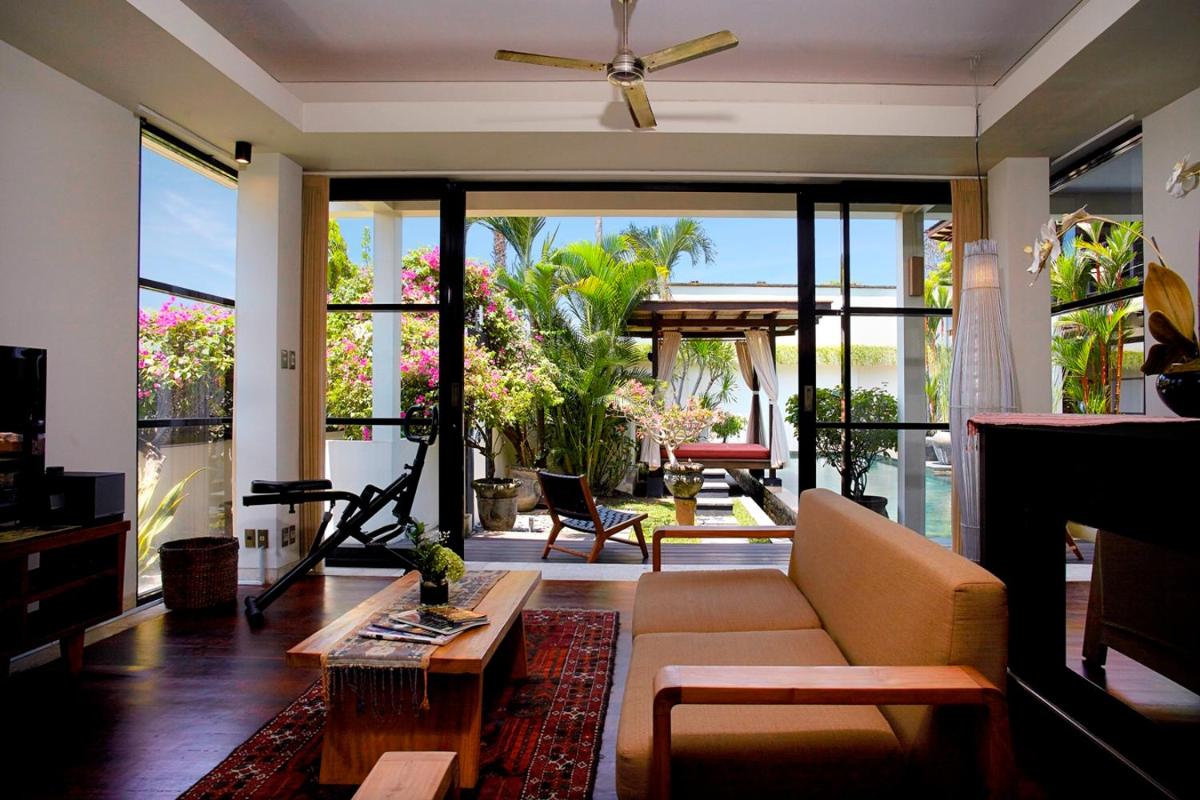 Temple Hill Residence Villa - Housity