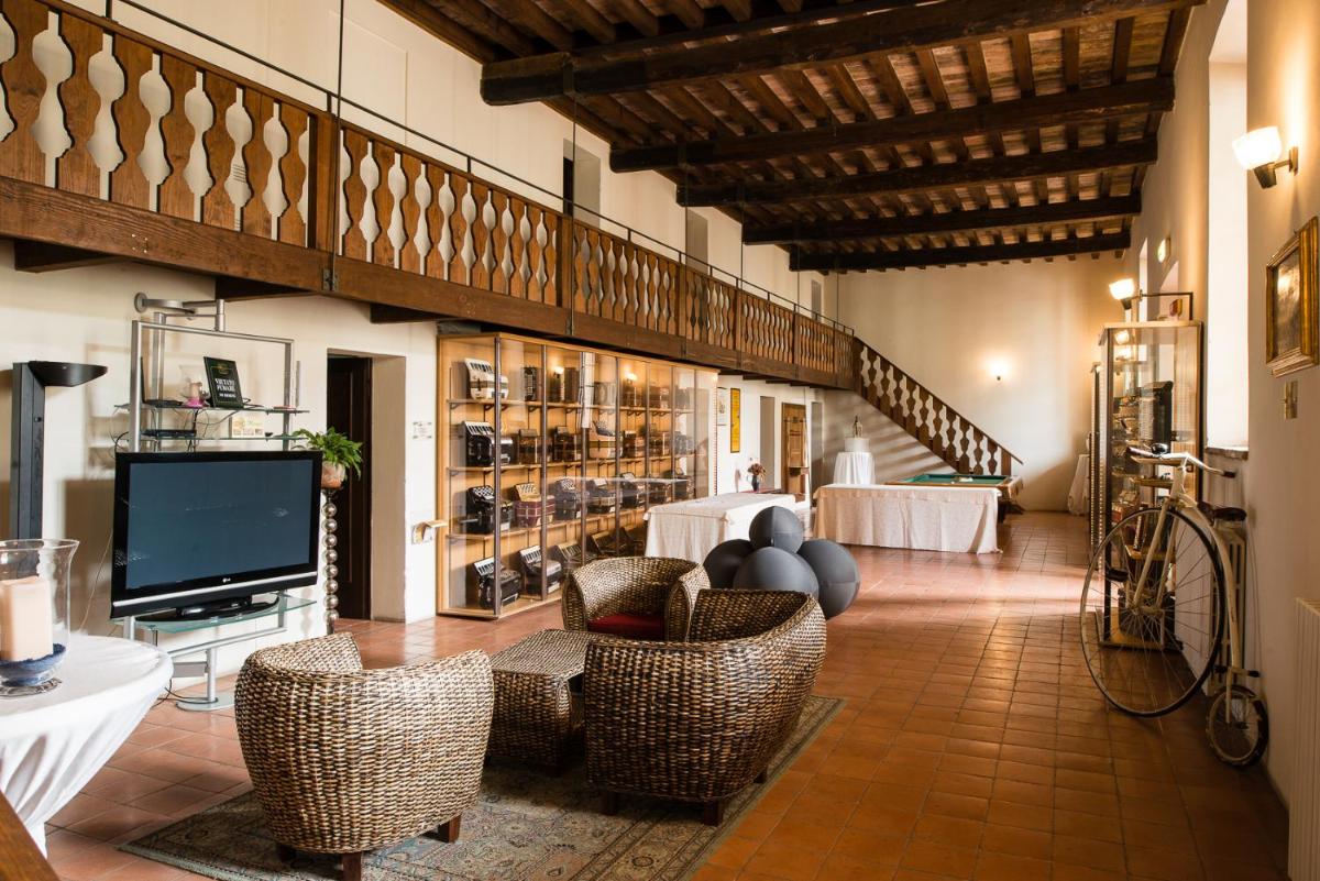 Relais Fontevivo - Housity
