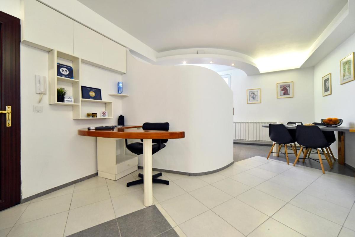 Suitetrails - Mach Apartment