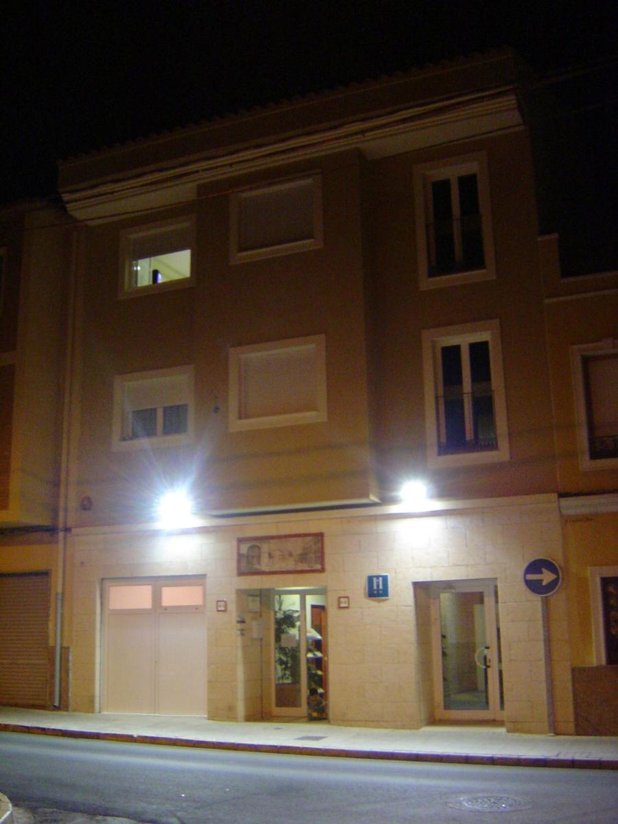 Hostal El Estudio - Housity