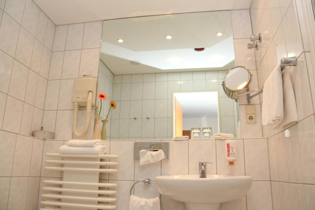 Hotel Ascania - Housity
